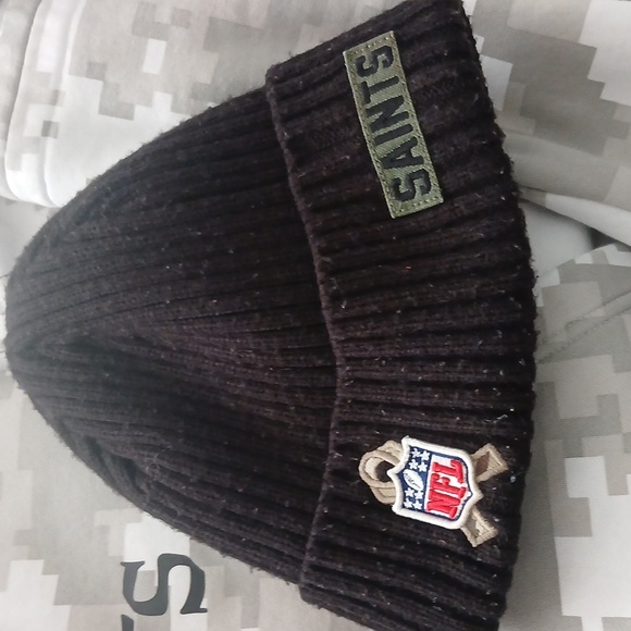 Nike Camo Hoodie with Saints Logo - Picture 7 of 7